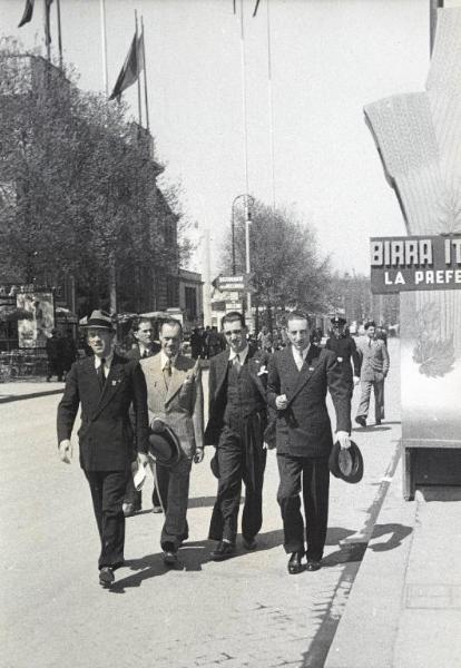 Fiera di Milano - Campionaria 1939 - Visita del ministro plenipotenziario della Bolivia Campero Arce