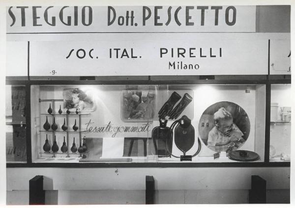 Fiera di Milano - Campionaria 1941 - Padiglione della Mostra medico-sanitaria e accessorio farmaceutica - Stand della Soc. It. Pirelli
