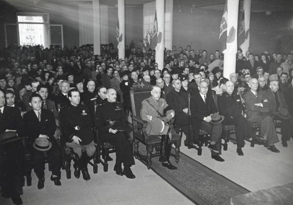 Fiera di Milano - Campionaria 1942 - Conferenza di Giacomo Paolucci di Calboli