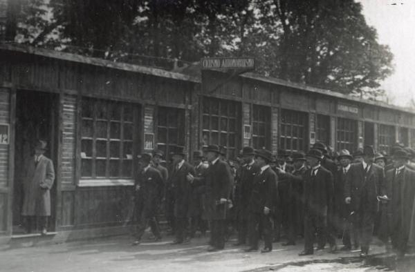 Fiera di Milano - Campionaria 1920 - Visita del ministro Alberto La Pegna delegato del governo in occasione della inaugurazione