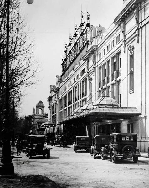 Fiera di Milano - Campionaria 1928 - Palazzo dello sport, sede del Salone dell'automobile - Esterno