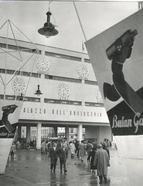 Fiera di Milano - Campionaria 1951 - Entrata di piazza Giulio Cesare