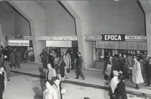 Fiera di Milano - Campionaria 1951 - Settore dell'editoria