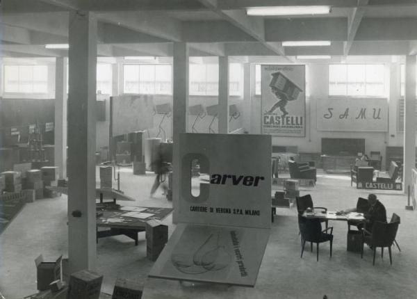 Fiera di Milano - Campionaria 1953 - Padiglione delle forniture d'ufficio - Sala interna