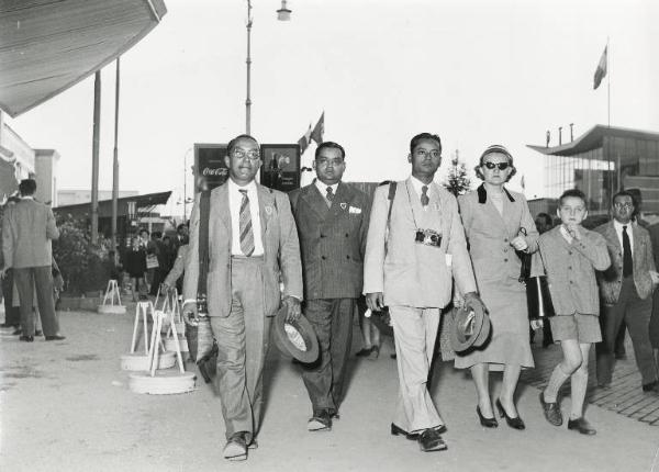 Fiera di Milano - Campionaria 1954 - Visitatori stranieri