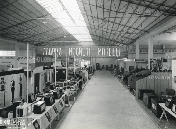 Fiera di Milano - Campionaria 1948 - Padiglione dell'ottica, foto, cine, radio, musica - Mostra della Radio