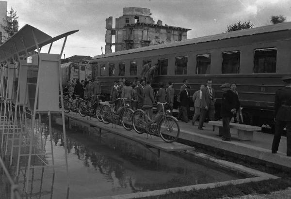 Fiera di Milano - Campionaria 1947 - Mostra ferroviaria
