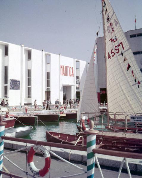Fiera di Milano - Campionaria 1952 - Salone della nautica