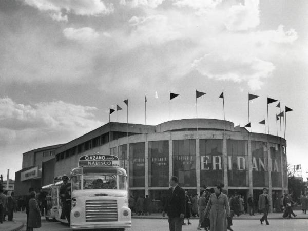 Fiera di Milano - Campionaria 1955 - Padiglione dell'Eridania - Veduta esterna