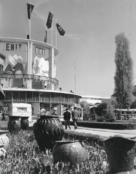 Fiera di Milano - Campionaria 1955 - Padiglione dell'ENIT (Ente nazionale industrie turistiche) - Veduta esterna