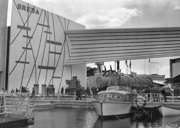 Fiera di Milano - Campionaria 1955 - Padiglione della Breda e darsena per il Salone della nautica