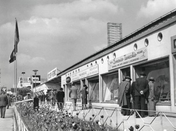 Fiera di Milano - Campionaria 1955 - Padiglione dei colori e vernici - Veduta esterna