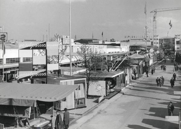 Fiera di Milano - Campionaria 1956 - Viale del lavoro - Settore edilizia