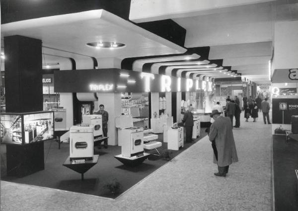 Fiera di Milano - Campionaria 1956 - Padiglione delle forniture e impianti per la casa, alberghi e negozi - Stand della Triplex