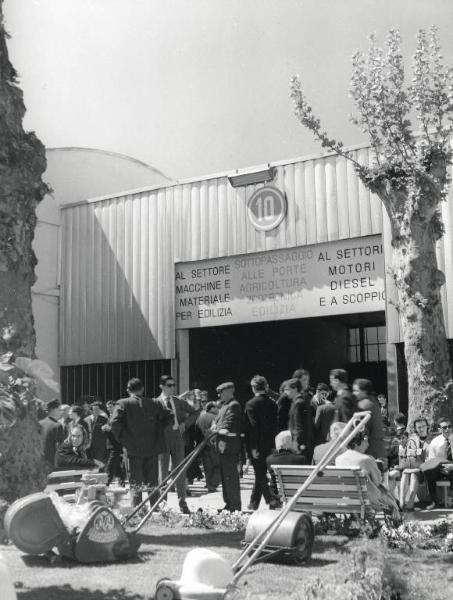 Fiera di Milano - Campionaria 1960 - Sottopassaggio alle Porte Agricoltura, Zootecnia e Edilizia