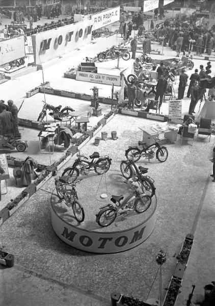 Fiera di Milano - Campionaria 1950 - Padiglione 31 - Stand Motom