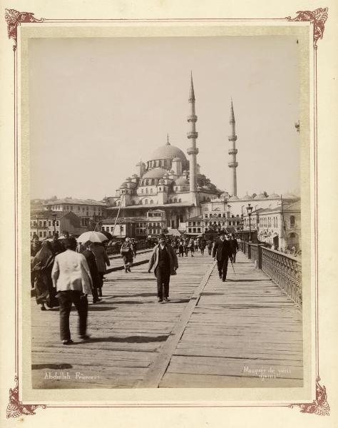 Turchia - Istanbul - Yeni camii o Moschea nuova - Esterno - Ponte di Galata