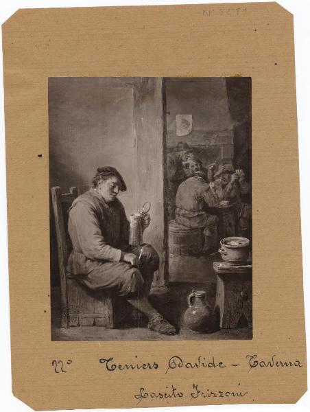 Teniers, David il Giovane - Figura con boccale in una taverna, sul fondo giocatori di carte - Dipinto - Olio su tavola - Nivå - Nivaagaards Malerisamlings (Collezione Hage)