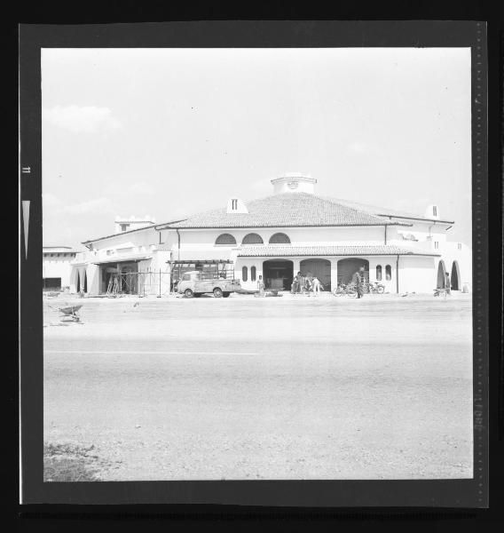 Struttura architettonica - Marmirolo - Strada Provinciale Marmirolo-Marengo - Sala da ballo - "El Patio Club"
