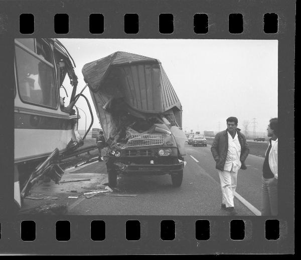 Incidente mortale - Autostrada del Brennero - Autocarro incidentato