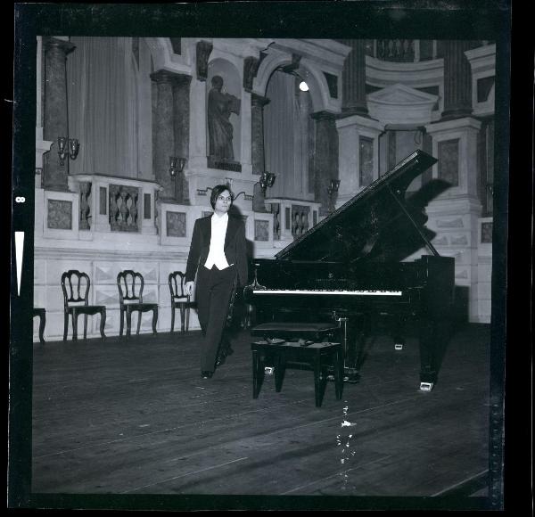 Ritratto maschile - Pianista - Francois Kerdoncuff - Mantova - Teatro Scientifico "Bibiena"