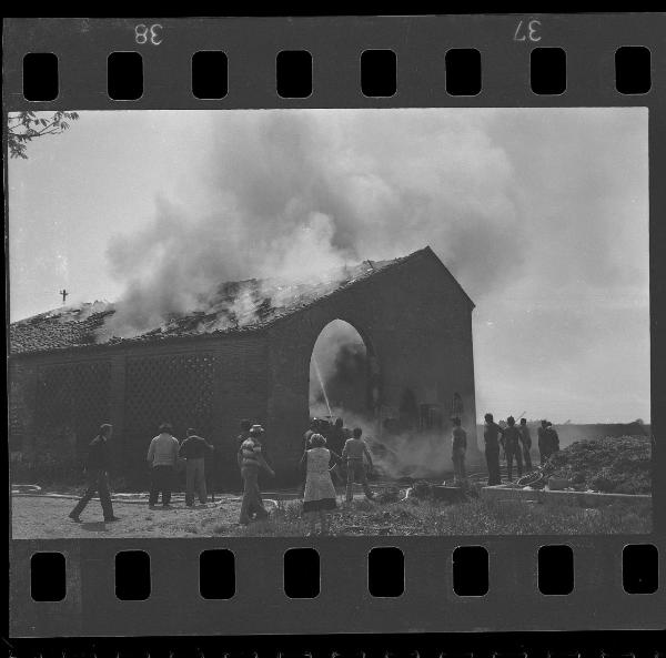 Mantova - Formigosa - Fienile - Incendio - Esterno