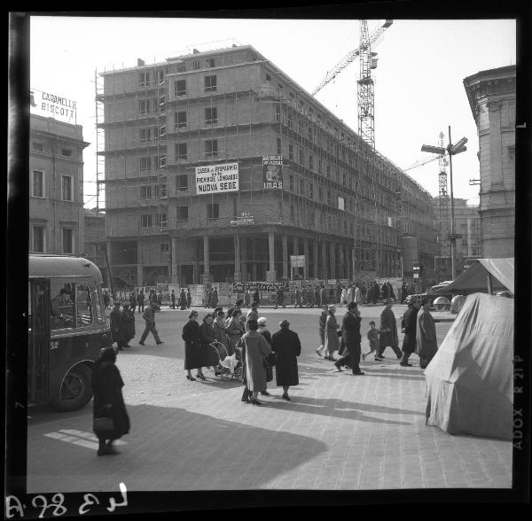 Mantova - Piazza Martiri di Belfiore-Corso Libertà - Nuovo complesso edilizio in costruzione