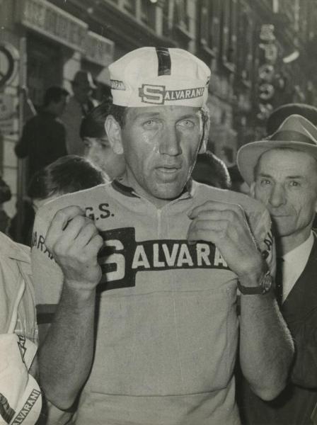 Ciclismo - Vittorio Adorni - Corsa Milano-Sanremo 1965 - Arrivo