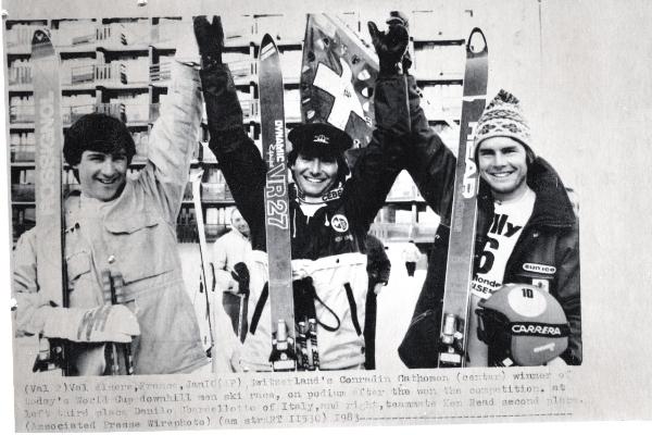 Sport invernali - Sci alpino - Discesa libera maschile - Val d'Isère (Francia) - Coppa del mondo di sci alpino 1983 - Il vincitore Conradin Cathomen tra Danilo Sbardellotto (sinistra) e Ken Read