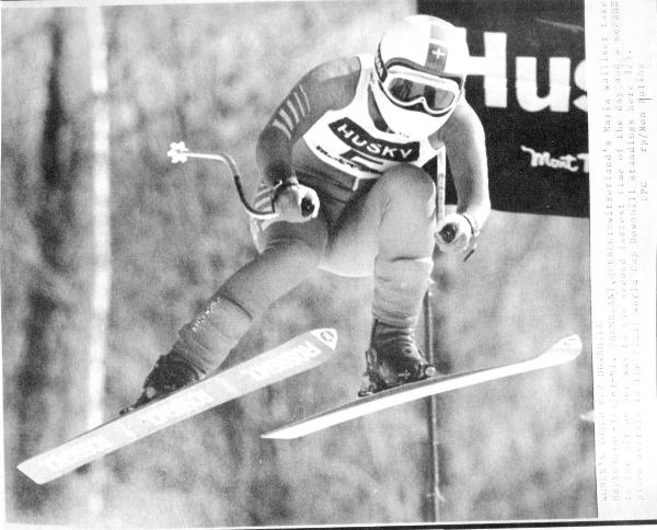 Sport invernali - Sci alpino - Discesa libera femminile - Mont-Tremblant (Canada) - Coppa del mondo di sci alpino 1983 - Maria Walliser in azione