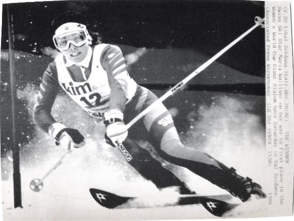 Sport invernali - Sci alpino - Slalom gigante femminile - Val Zoldana - Coppa del mondo di sci alpino 1987 - Maria Walliser in azione