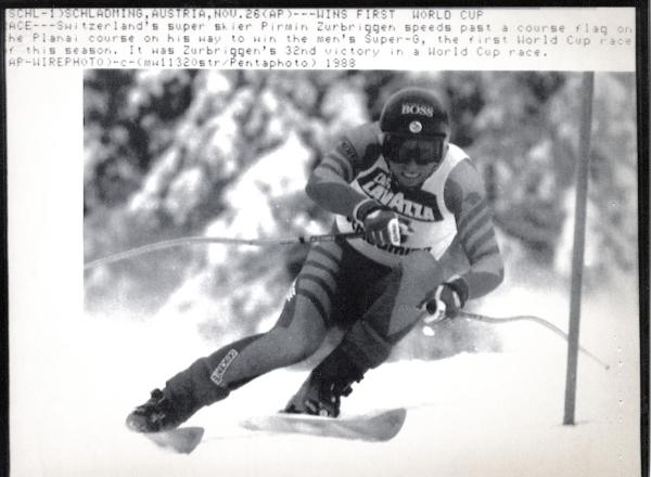Sport invernali - Sci alpino - Supergigante maschile - Schladming (Austria) - Coppa del mondo di sci alpino 1989 - Pirmin Zurbriggen in azione