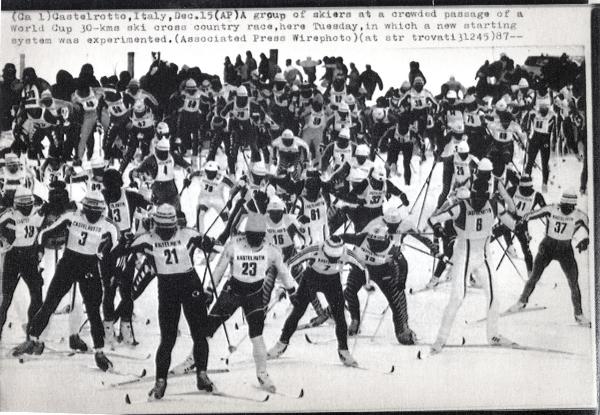 Sport invernali - Sci di fondo maschile - Castelrotto - Coppa del mondo di sci di fondo - Gara 30 km - I concorrenti alla partenza
