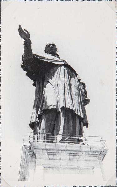 Arona - Statua di San Carlo