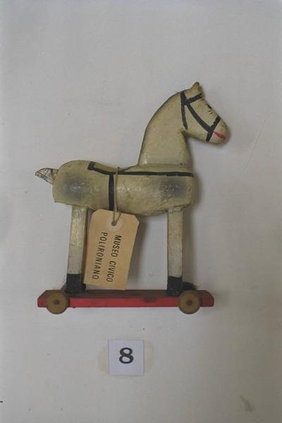 Cavallino in legno dipinto