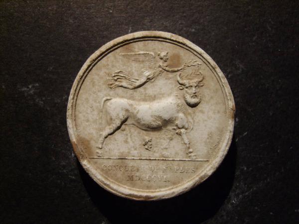 Allegoria della conquista di Napoli con Vittoria alata che sorvola un toro con testa umana
