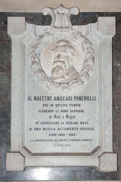 Busto di Amilcare Ponchielli