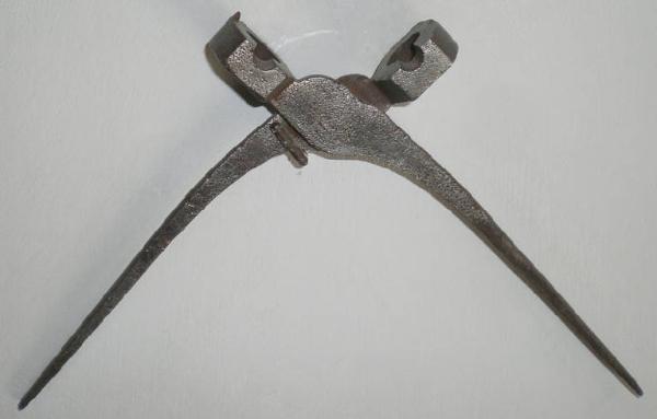 Stampo a pinza per pallottole