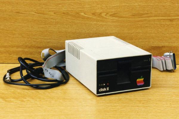 Unità disco Apple Disk II - unità disco