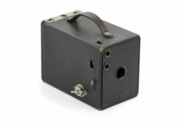 Kodak N. 2 Brownie Camera Model D - apparecchio fotografico - industria, manifattura, artigianato