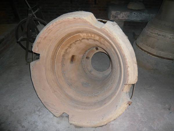 Forma esterna di campana - industria, manifattura, artigianato