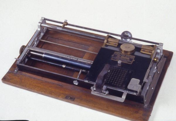 Hall (modello Boston) - macchina per scrivere - industria, manifattura, artigianato