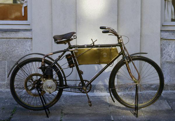 Gëorgia Knap - motocicletta - industria, manifattura, artigianato