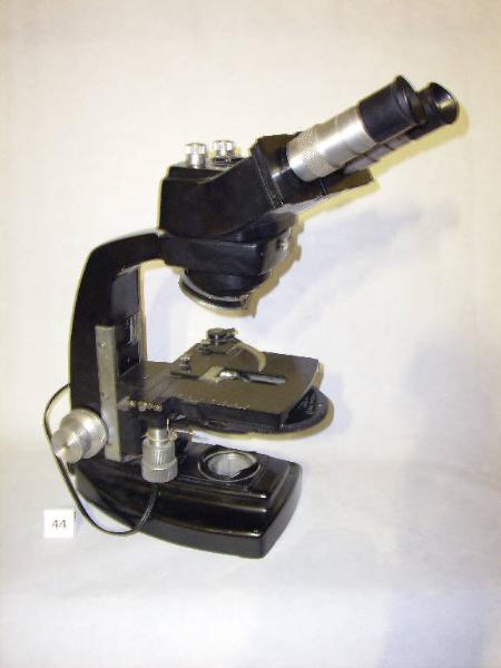 Microscopio binoculare - medicina
