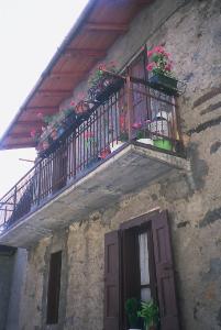 Edificio rurale in Via Recaldini n° 25-27