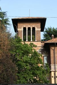 Villa Via Enrico da Monza 38B
