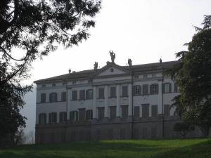 Villa Camozzi dè Gherardi Vertova - complesso