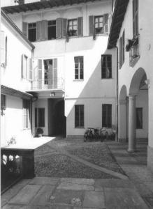 Casa Corso Ettore Archinti 13