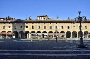 Piazza Ducale - complesso