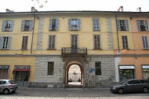 Casa Piazza Petrarca 32 - complesso